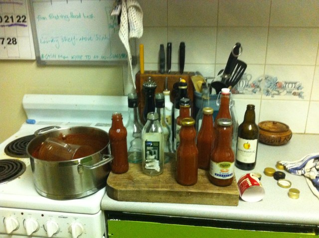 Tomato sauce with chiili