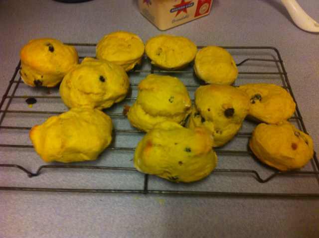 Pumpkin Scones with raisens